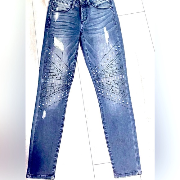 Authentic Beautiful Bebe Studded Jeans - Picture 2 of 7